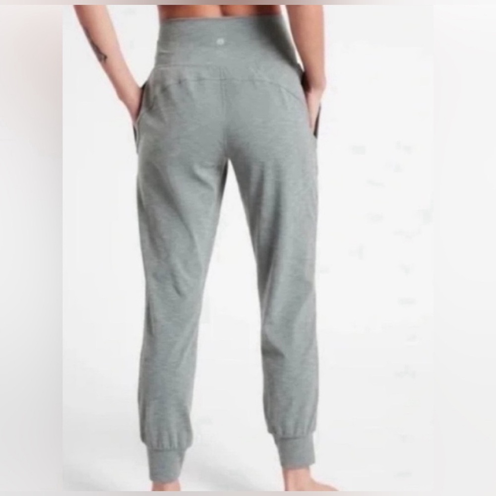 Athleta Salutation Jogger Sage Green Grey Heather Powervita Small